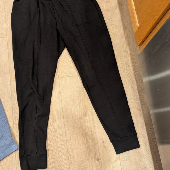 Cuddl Duds Comfortwear Joggers 3 Pairs Black, Green, and Blue- Size Small - Picture 4 of 5